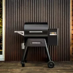 Barbecue à Pellets TRAEGER Ironwood 650 -Barbecue Soldes Magasin barbecue a pellets traeger ironwood 650 noir 2
